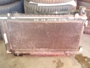VE SS HSV V8 Radiator/Thermos and AC condensor