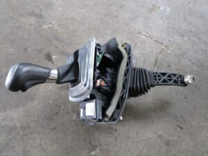 VF SS HSV Caprice automatic shifter