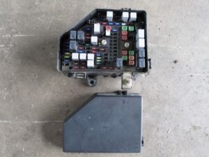 VE SS 6.0 L98 Fuse box