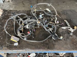 VF SS 6.0 L77 V8 Engine 6 speed manual engine harness with O2 Sensors