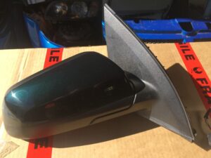 VF SS Holden Commodore electric mirror with blind spot. LH or RH